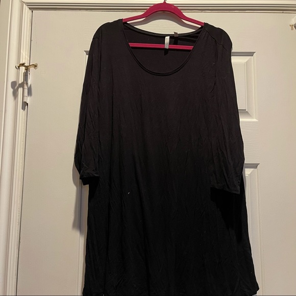Tops - Black tunic